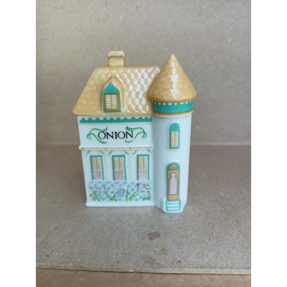 Vintage 1989, Lenox, spice village ONION house, spice jar,porcelain, cottage